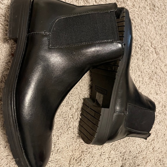 Call it spring black leather Chelsea boots - Picture 2 of 4